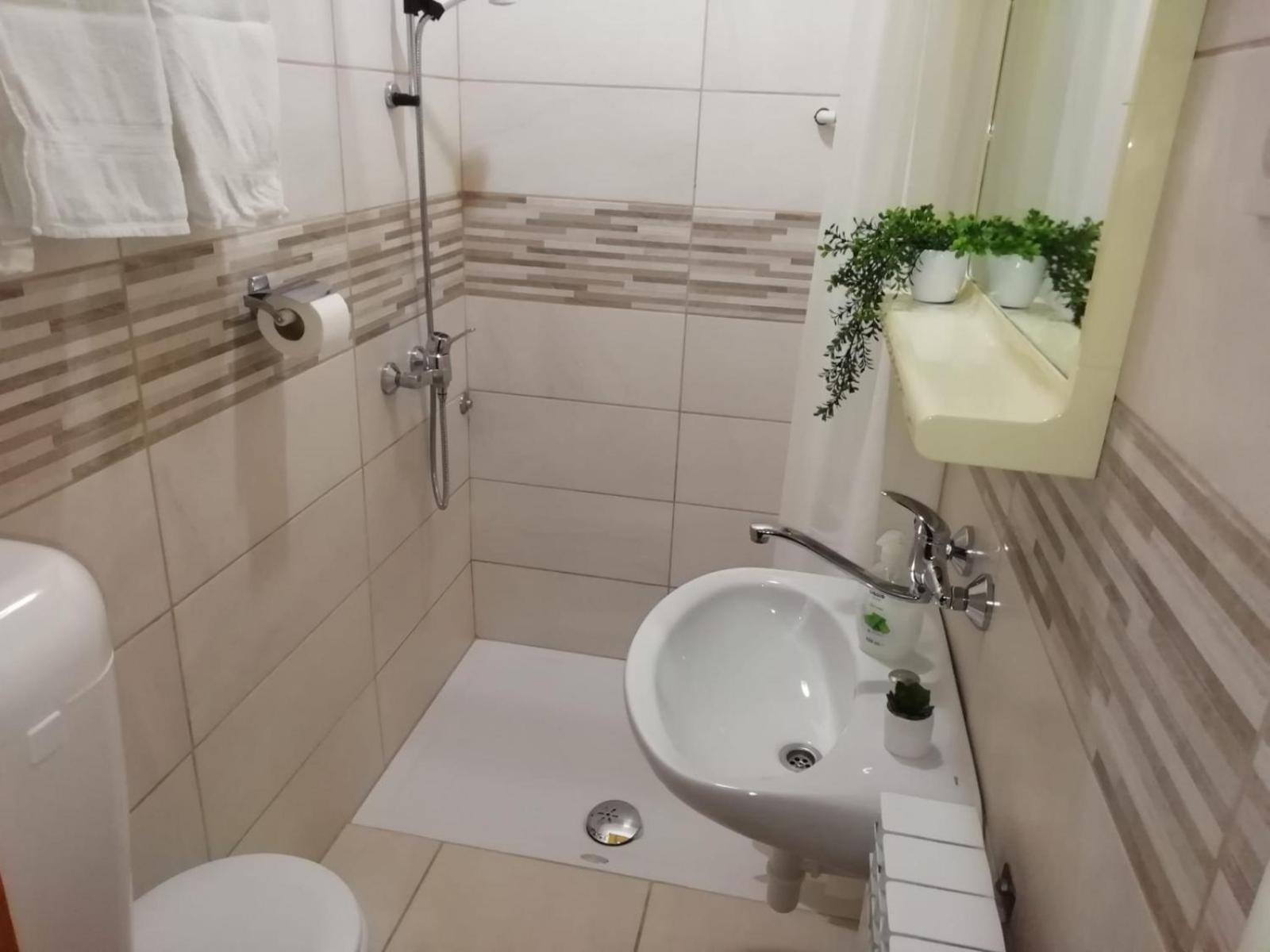 Guesthouse Brodarica شيبينيك المظهر الخارجي الصورة